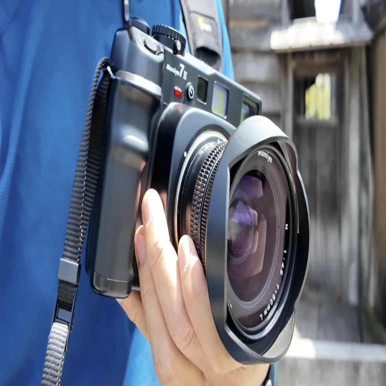 フィルムカメラは「どれで撮っても同じ」ではない｜吉村和敏