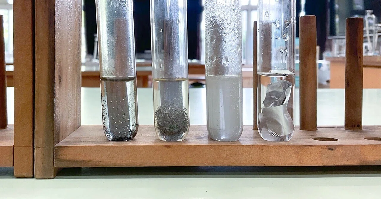 -5- 塩酸で金属を溶かす実験での適当な分量|宮本紫苑(^carett)@小学校理科