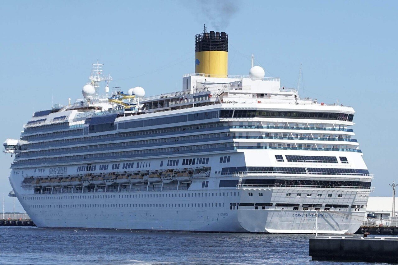 クルーズ客船 「コスタ・セレーナ」Cruise Ship Costa Serena