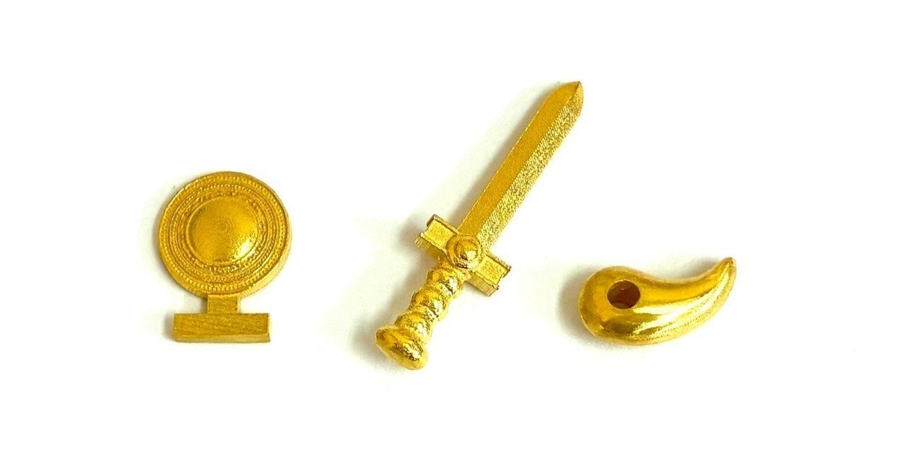 純金の神棚シリーズ ─ 三種の神器「鏡・剣・勾玉」｜株式会社RAINの