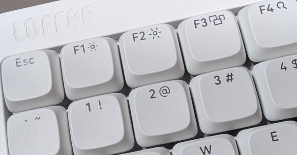 【極美品】Lofree Flow Lite 84 ホワイト Flow Lite 84 – Lofree Japan