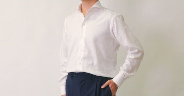 あれ Hi Tailorのシャツ 第二ボタンの位置低くない と思ったときに読むノート シャツ裏話 Hi Tailor ハイ テーラー Note あれ Hi Tailorのシャツ 第二ボタンの位置低くない と思ったときに読むノート シャツ裏話 Hi Tailor ハイ テーラー Note