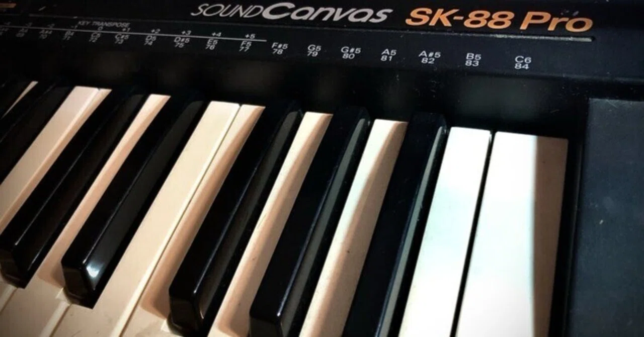 Roland Sound Canvas SK-88 Pro｜てOのミニカー日記。