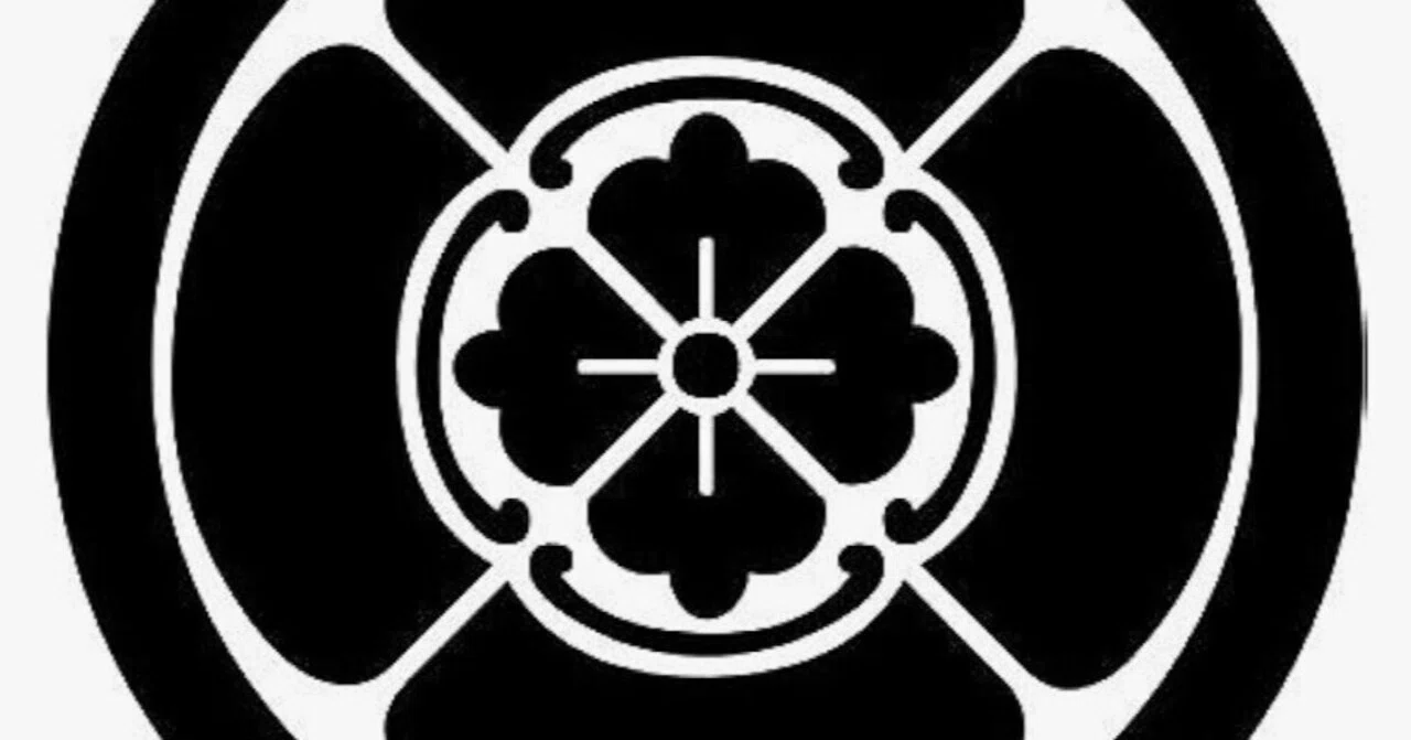 小原家の家紋「丸に四方木瓜紋（まるにしほうもっこうもん）」について