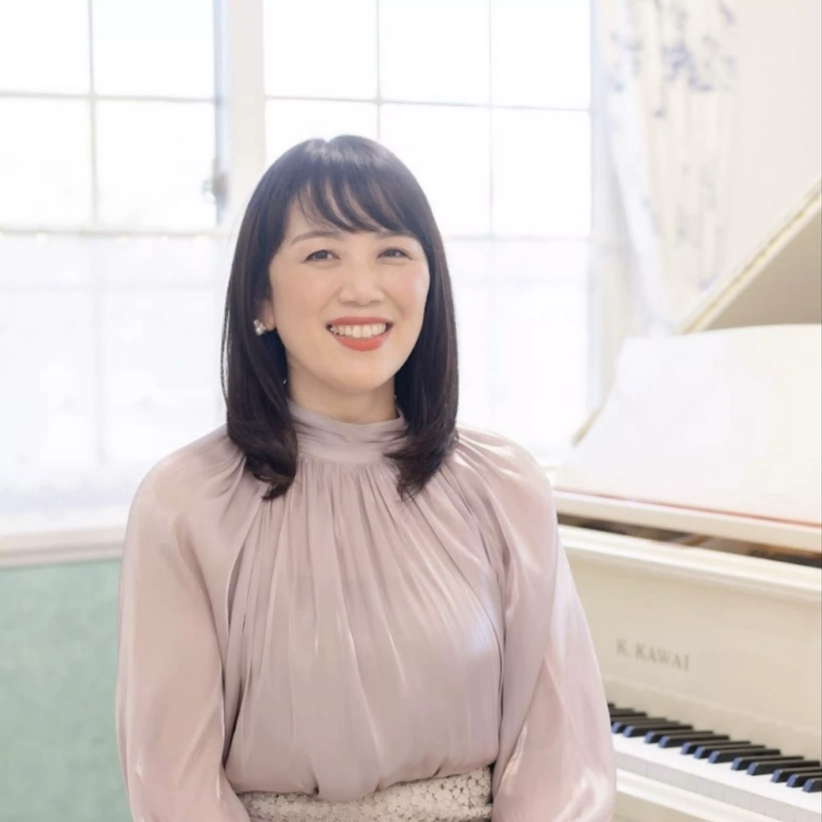あい|ピアノ講師・カリンバ講師