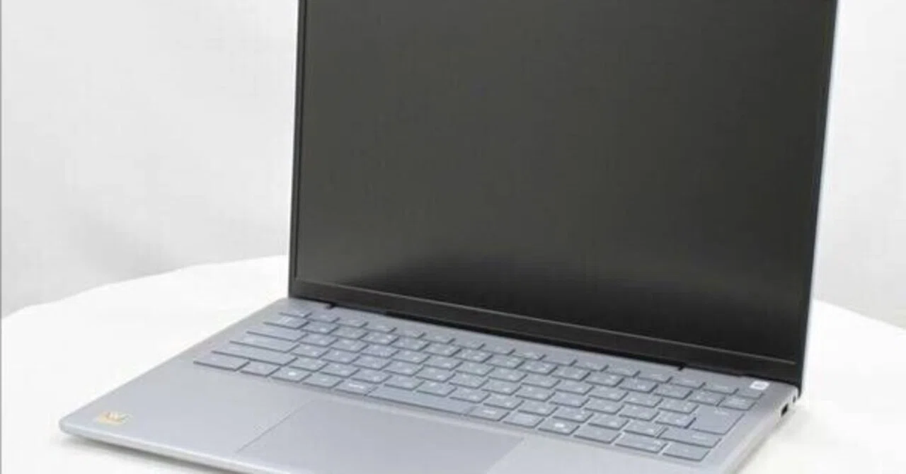 本日見つけた意外なレアモン!】展示品Inspiron 14 Plus 7441