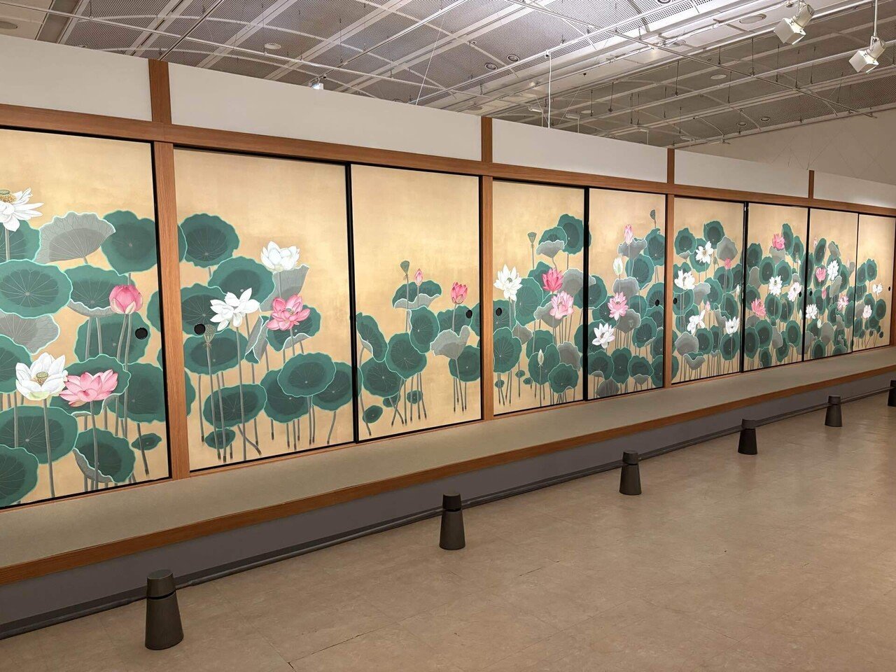 小泉淳作展を見て｜Suối（スオイ）