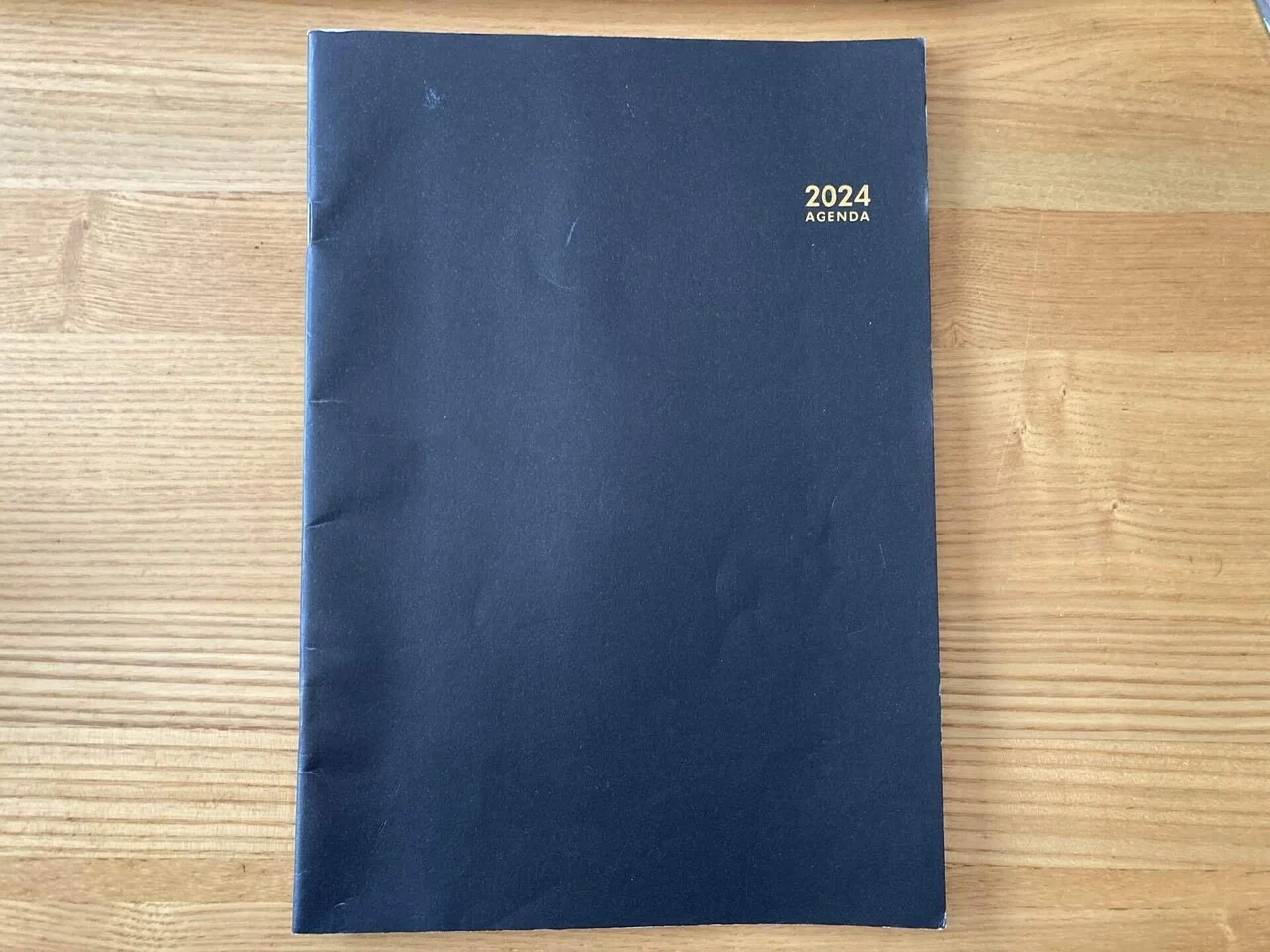 A story about my love for calendars and planners.｜marina