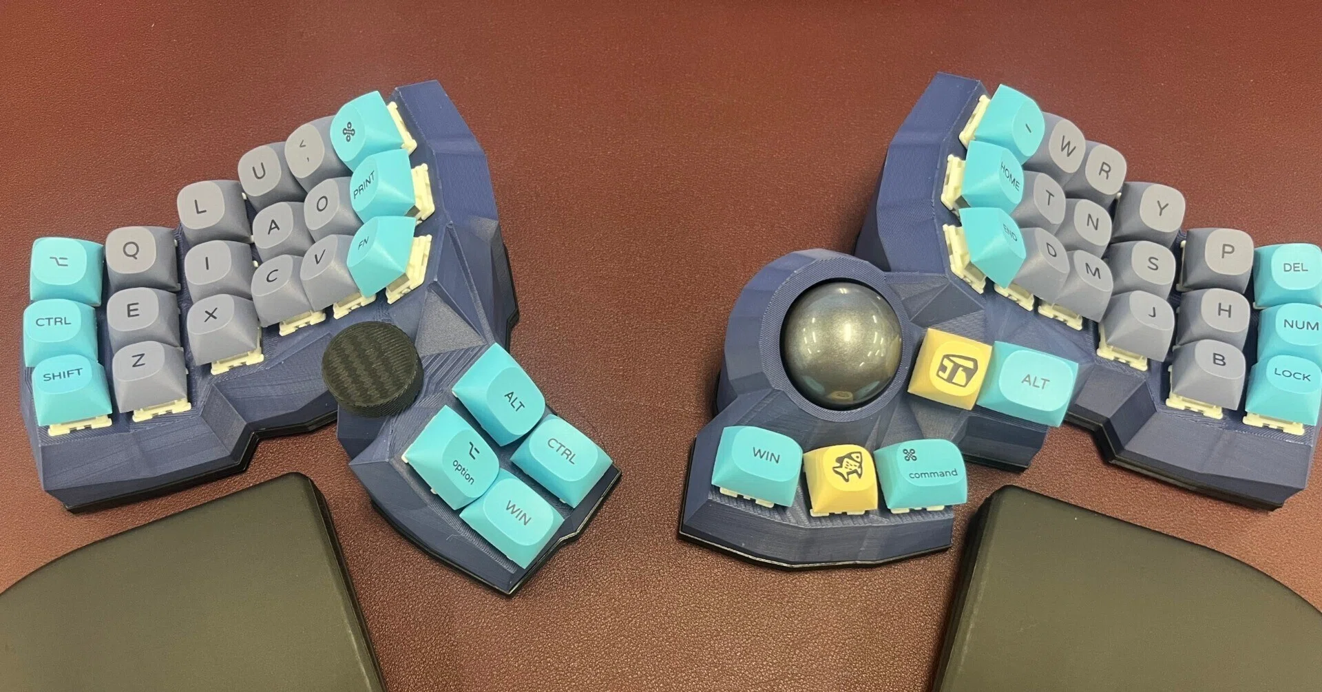 ZMKでトラックボール付き3Dキーボードを作った話｜なゆ