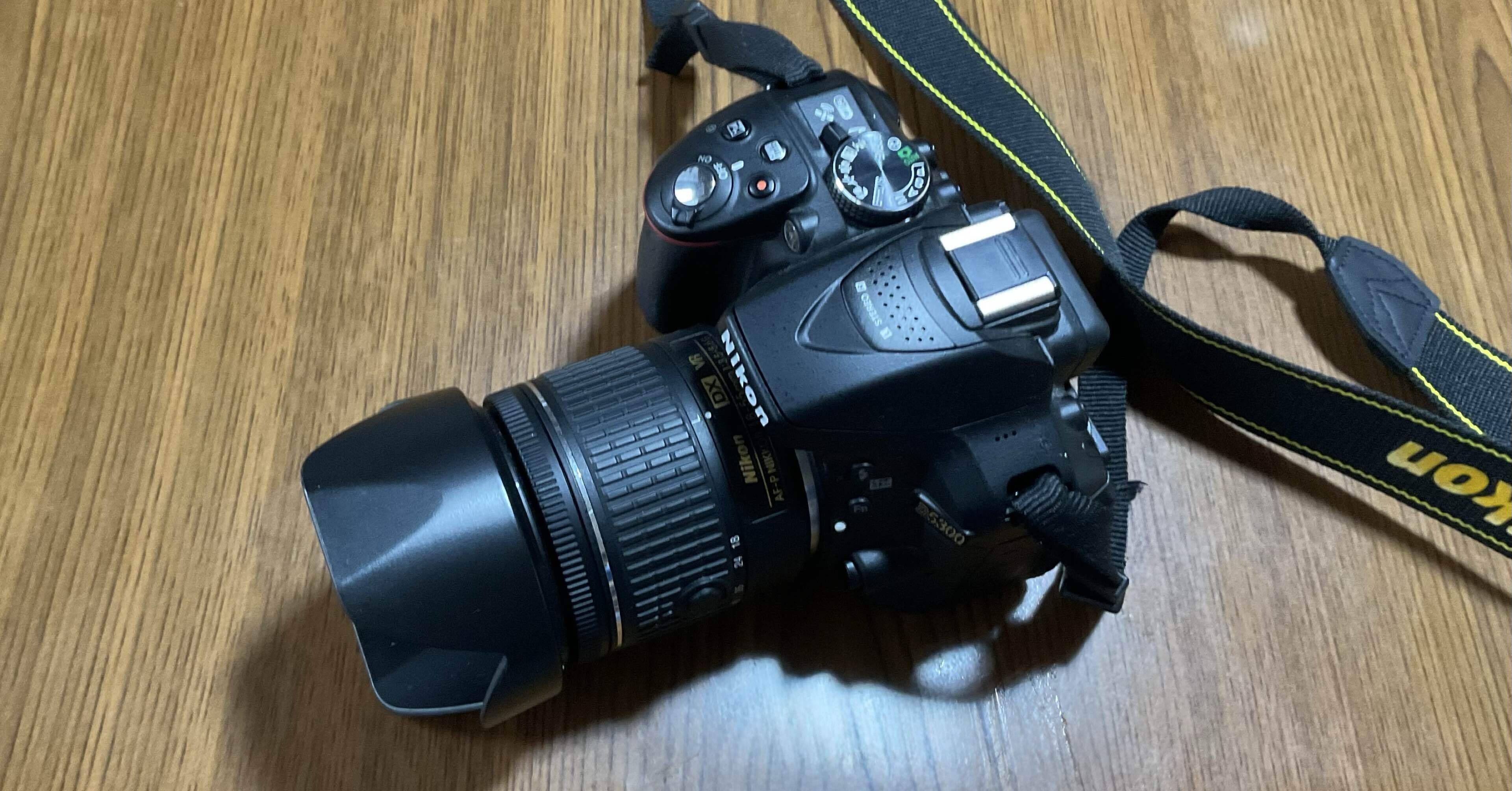 Nikon D5300⭐️手ぶれ補正Wレンズ⭐️一眼レフカメラ⭐️Wi-Fi ニコン Nikon D5300 レンズキット デジタル 一眼レフ カメラ 中古