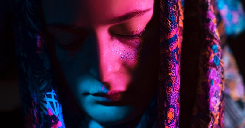 暗い女 Good Poetic Service Note