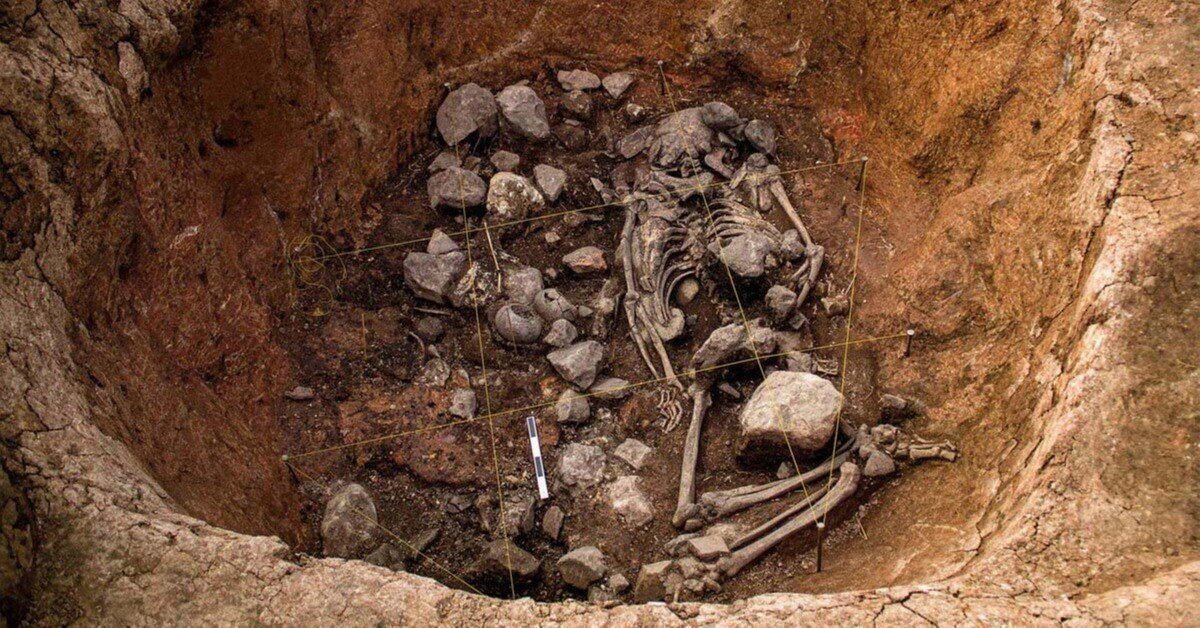 3000年前のペルー遺跡で発見された14体の犠牲者を発見｜Beyond Times