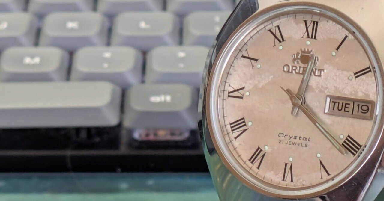 ORIENT レトロな自動巻き腕時計 アイボリー ORIENT レトロな自動巻き腕時計 アイボリー - メルカリ