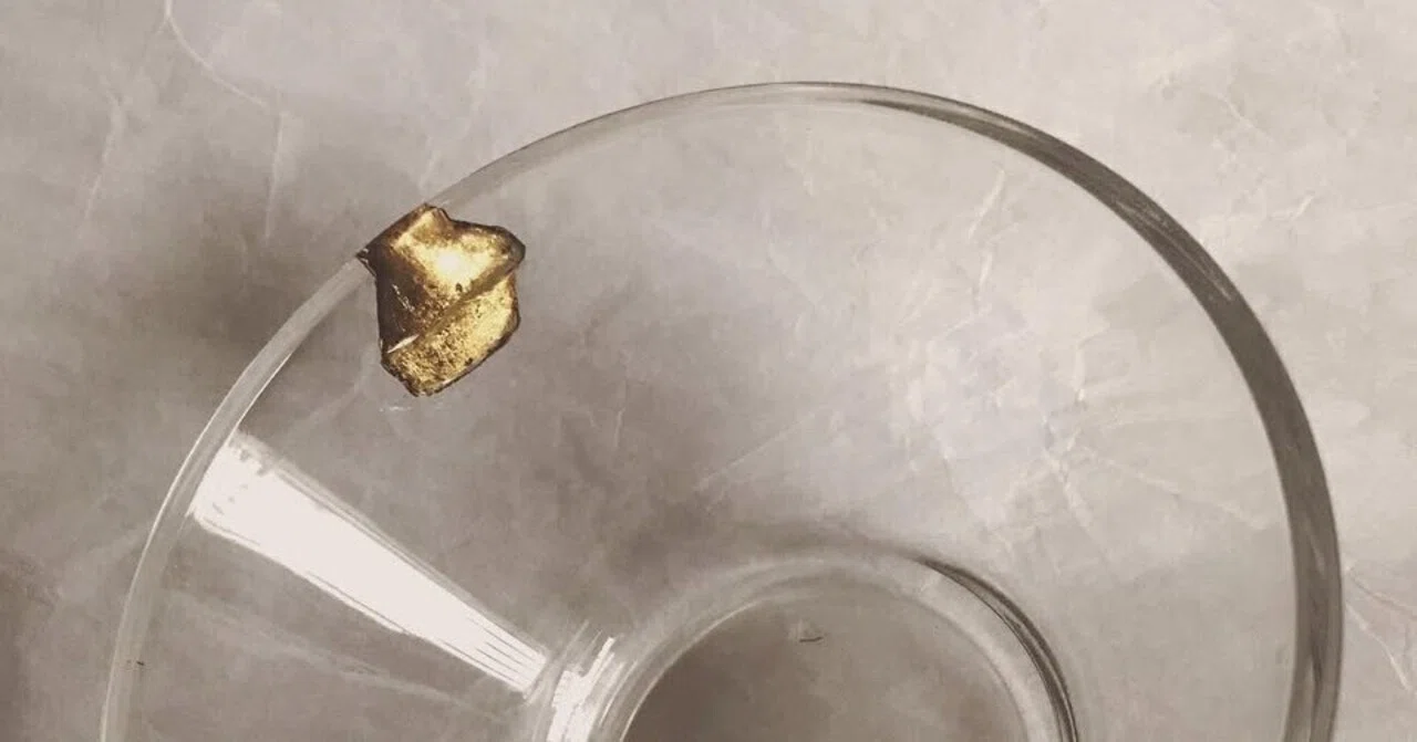 22金　ガラス ガラスの金継ぎ｜藤野佳菜子｜金継ぎプリュス