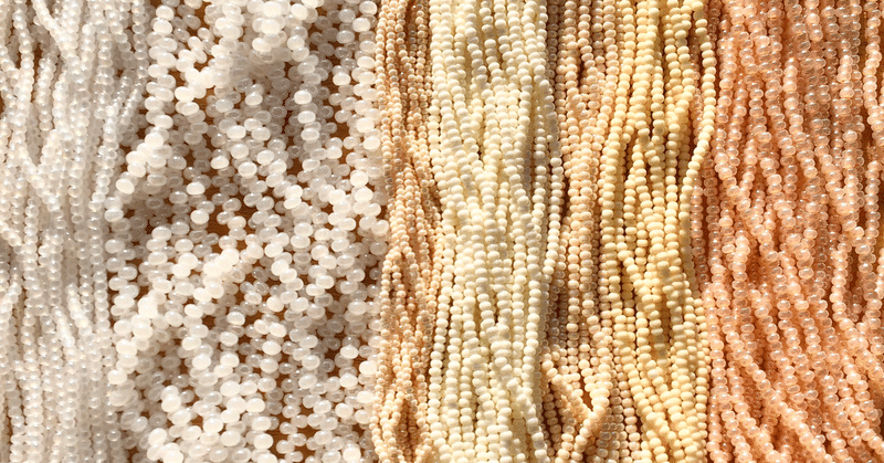 肌色 ペールオレンジ 変化 ビーズ刺繍材料店 ビーズとスパンコール Note