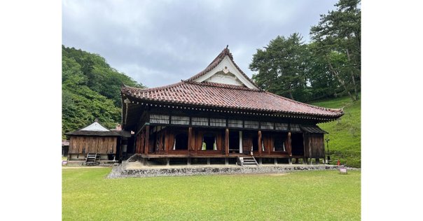 髙田徹編著『城郭移築建造物大全 西日本編』を刊行します