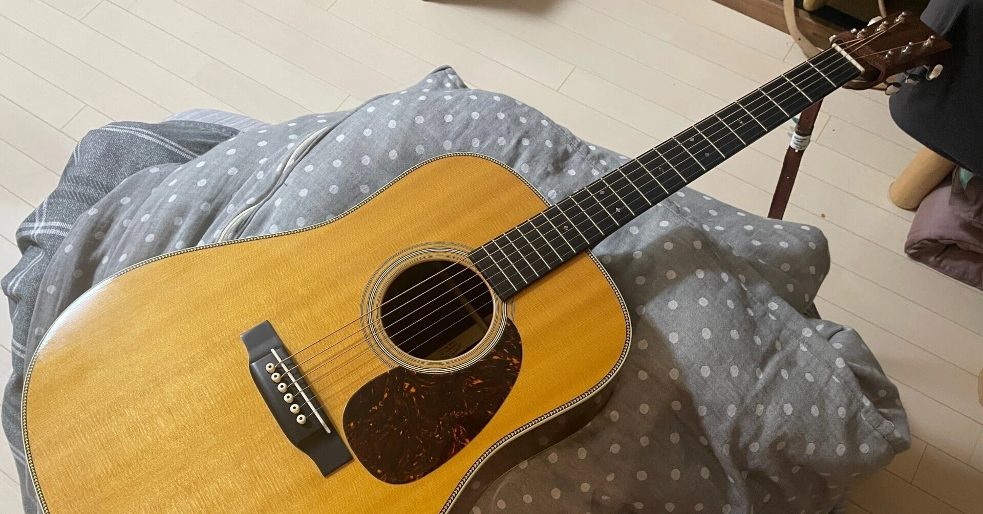 私にはちょっと大き過ぎるけれど、他に代え難いMartin D-28｜佐々木陵史郎