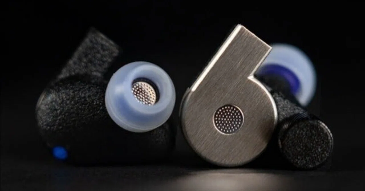 イヤホン effect audio FATfreq x Effect Audio:Quantum 見た目とは裏腹の最高に楽しい