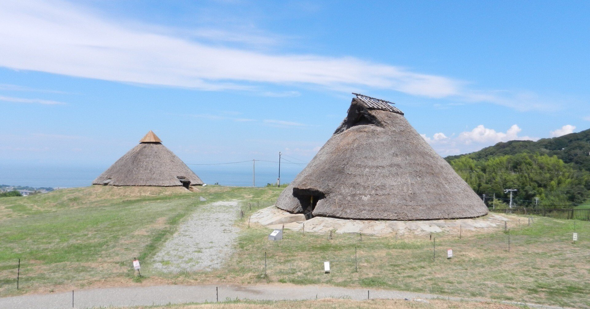 遺跡をゆく（淡路島；伊弉諾神宮、五斗長垣内遺跡） 25003｜小田 豊