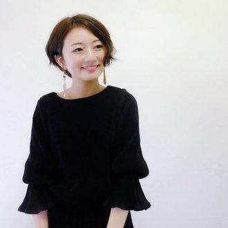黒ワンピースだけで生活をはじめたので 理由を語る ミニマリストもどき 汐美 ユカリ Note 黒ワンピースだけで生活をはじめたので 理由を語る ミニマリストもどき 汐美 ユカリ Note