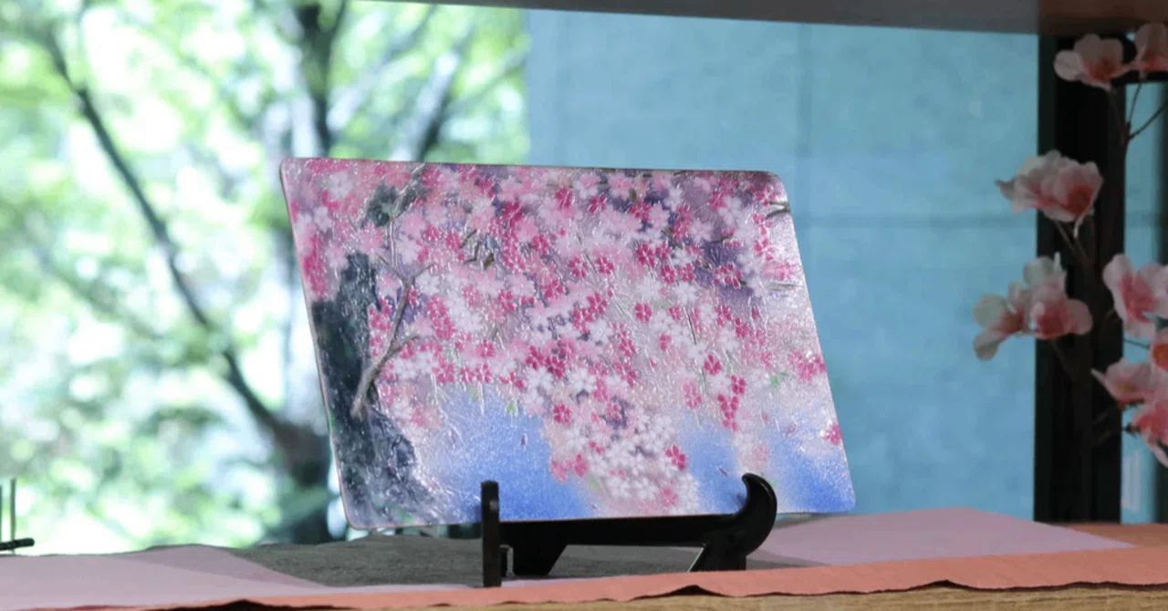工芸品を知る】金属とガラスの融合 七宝焼きとは｜日本工芸堂公式note