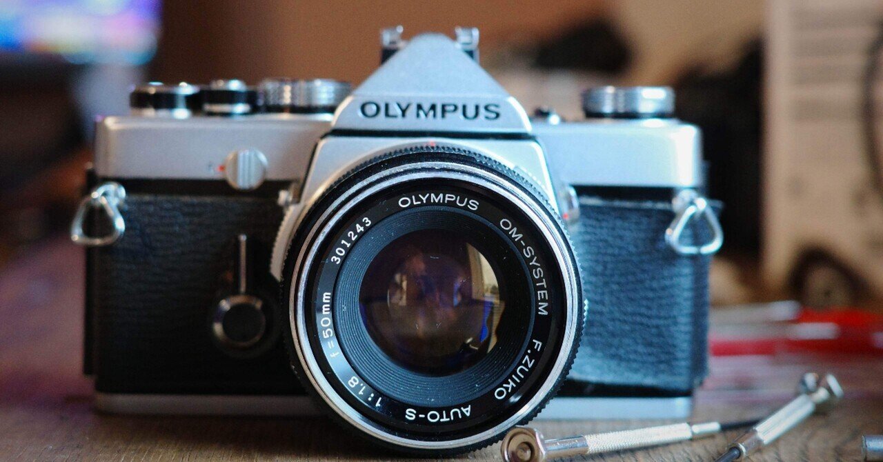OLYMPUS デジタル一眼レフカメラ E-300 ボディ単体 OLYMPUS オリンパス