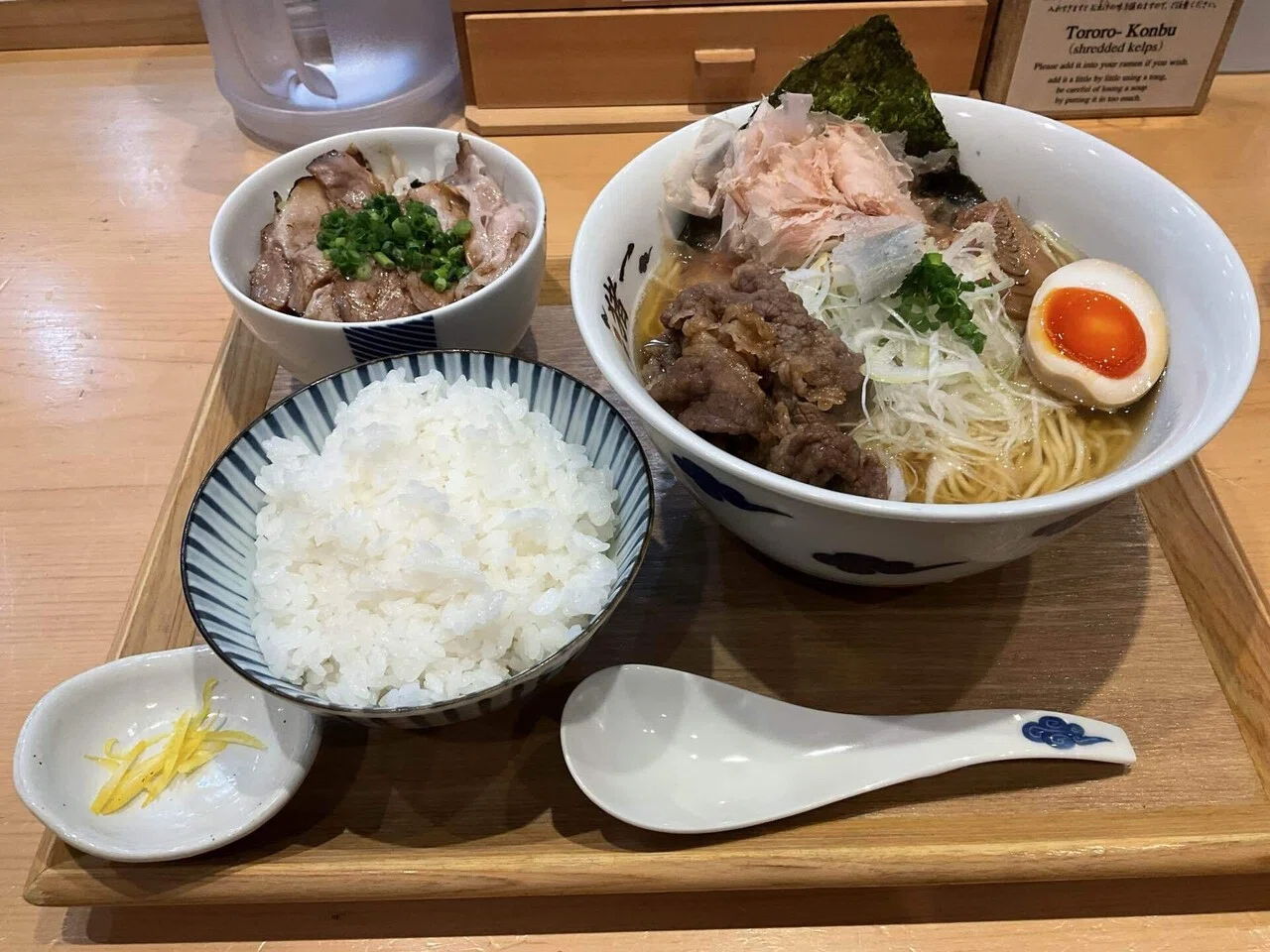 炙り和牛そばとチャーシュー丼の絶品セット「京都グルメ #5」シェフ
