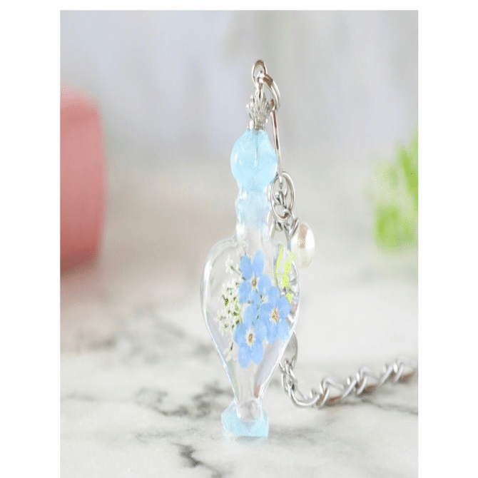 自己紹介】はじめての投稿/憧れを閉じ込めた小さな香水瓶✨｜petit