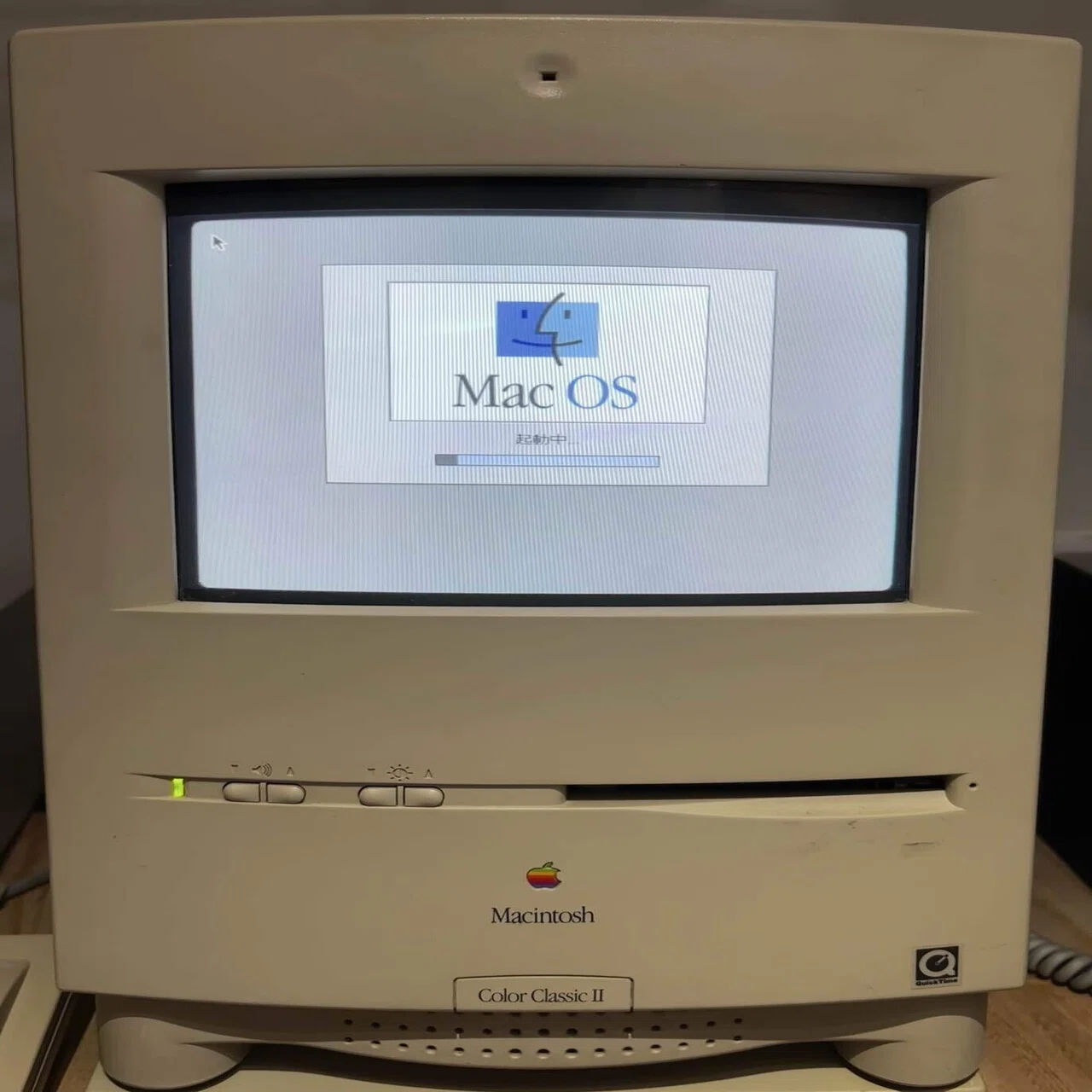 Apple Macintosh Color Classic II 68040化と68MBメモリドーピング 