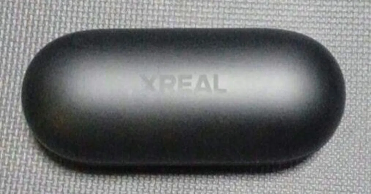 本日見つけた意外なレアモン!】新品未使用 XREAL Air2 Pro専用ブラック 