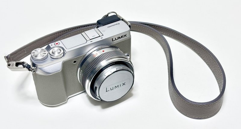 デジタルカメラ taka 高橋国際商事 TAKA WORLD TT-WD1300 シルバー Bluemake4K防水