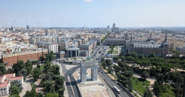 スペインマドリード マドリード-バリャドリッド高速線 - Wikipedia