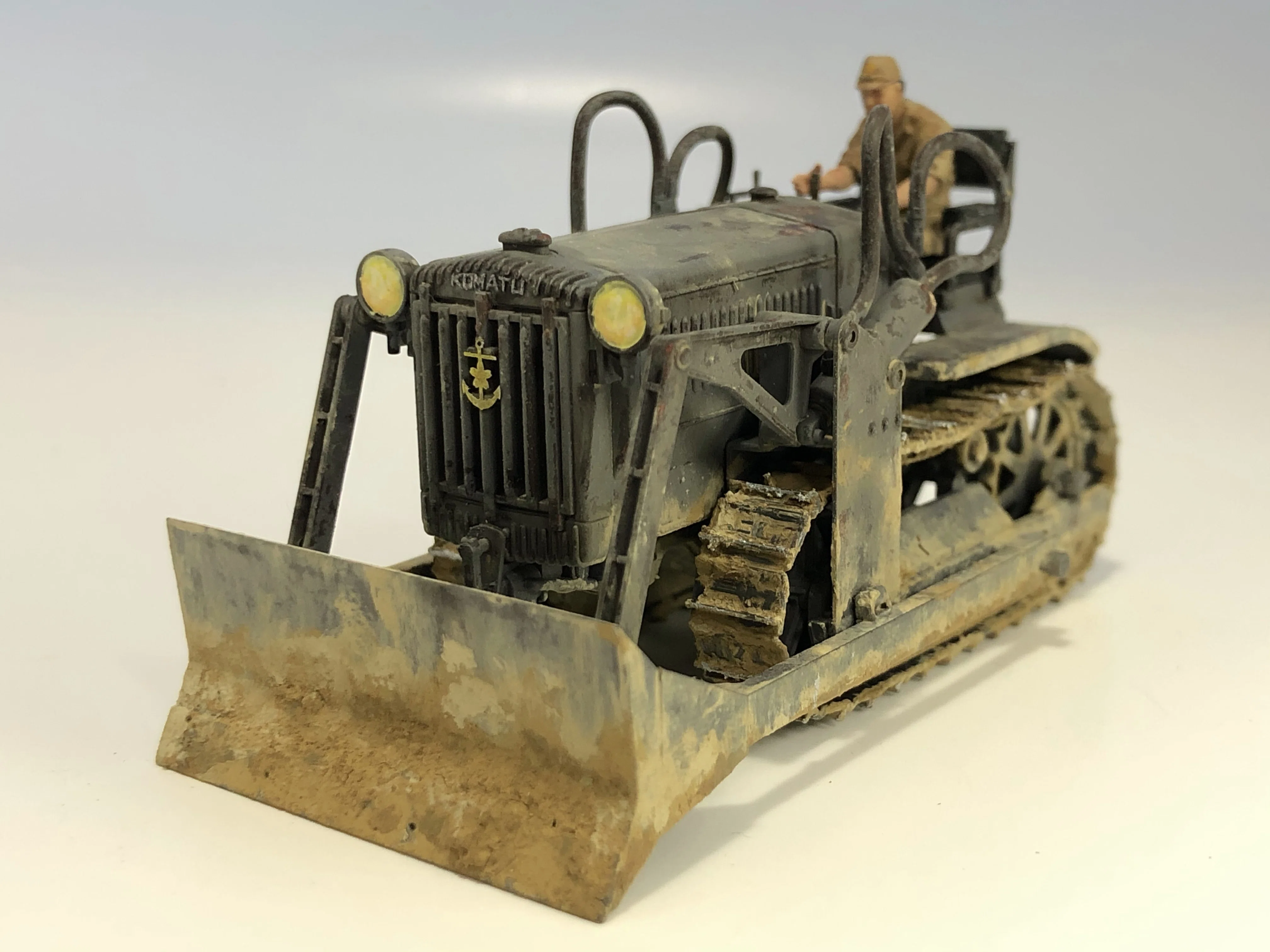 タミヤ1/48『日本海軍コマツG40ブルドーザー』完成写真｜May dé Garage