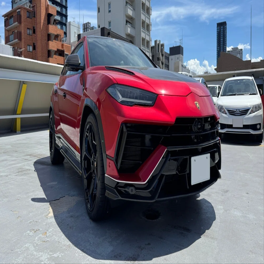 ランボルギーニ ウルス ペルフォルマンテ販売中です｜V12