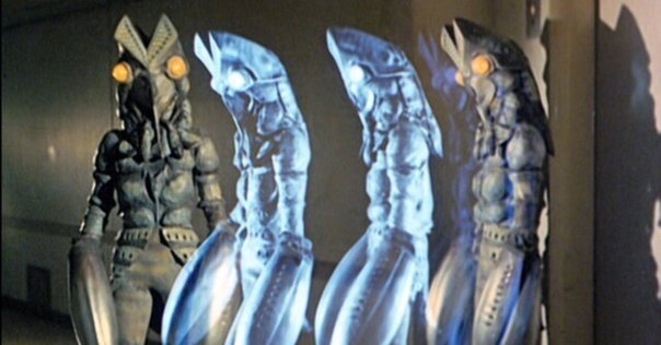 いつか批評は「詩」へと辿り着く『バルタン星人はなぜ美しいか