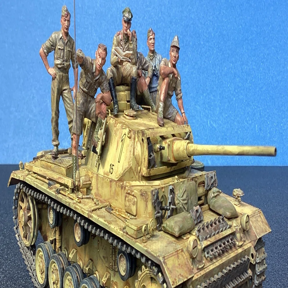 1/35ロンメル前線からの帰還 ▶︎55年前に発売されたヤクトパンサー（ロンメル）にロンメル将軍を