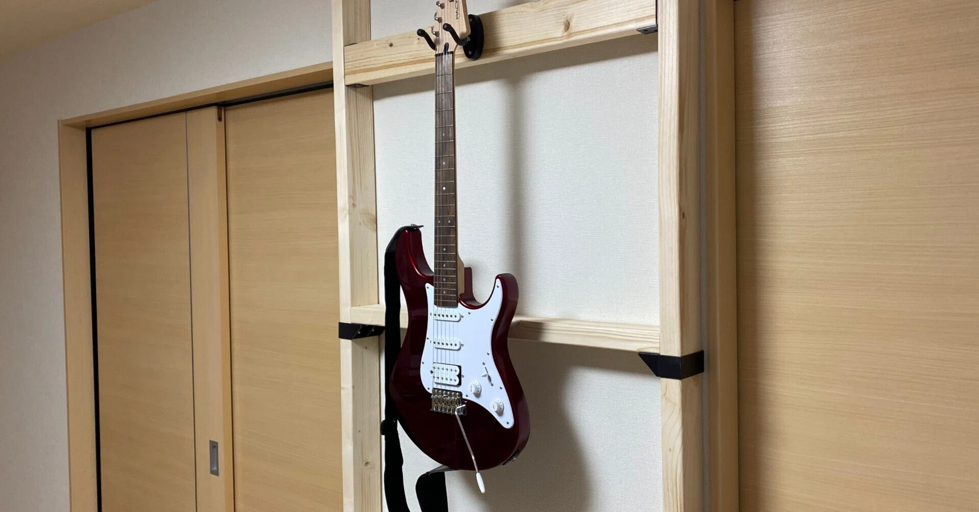 DIYの話】ギターラック＆自転車ラックの作り方｜無色