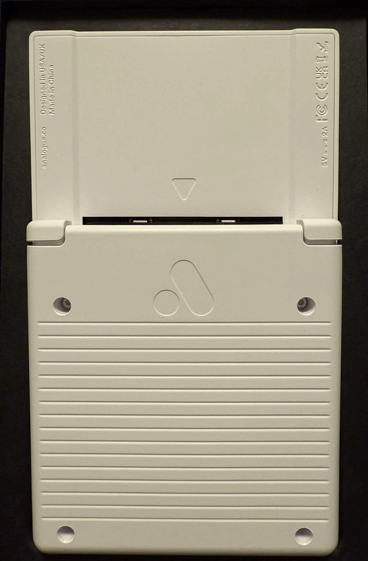 レトロゲーム機、アナログポケットを買った。珍しく開封からお伝えする