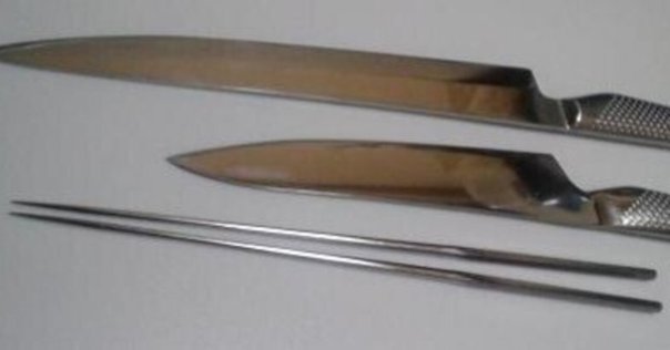 未開封 kuro.の三徳包丁、ペティナイフ、シャープナーの3点セット 新品