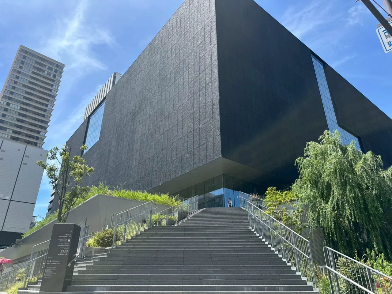 大阪中之島美術館】ルイ•ヴィトン展に行った話｜トモ｜scene notes