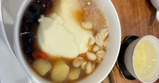 【台湾限定】嶢陽茶行　ポケモンコラボ 期間限定ピカチュウ デザイン缶入り4種セット ギフトボックス