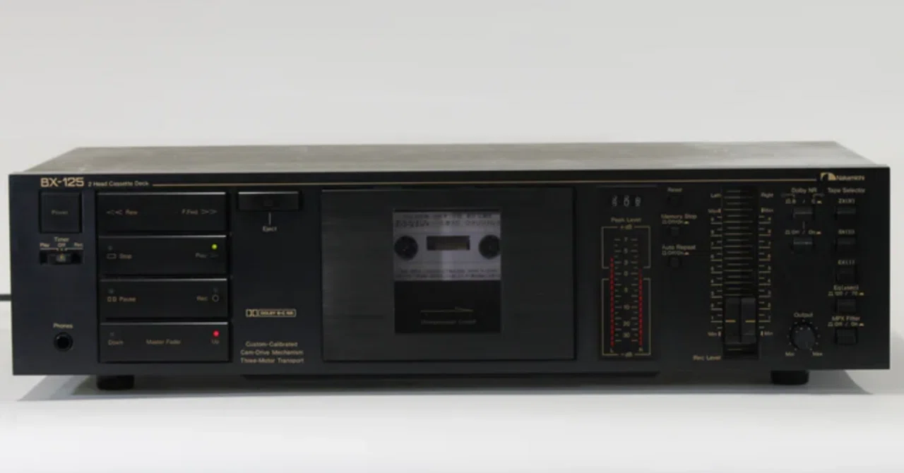 青春の音を録った、Nakamichi BX-125｜Ayumu Koide