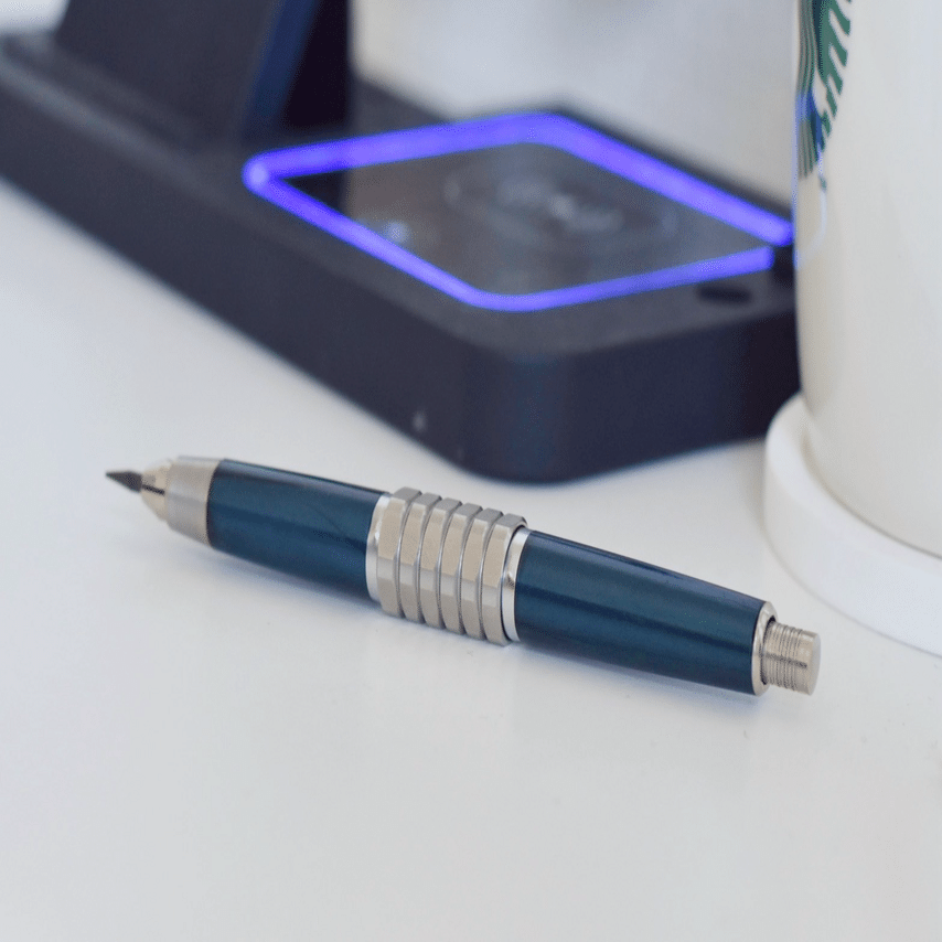 デブ・ペンケースⅦ｜歌唱