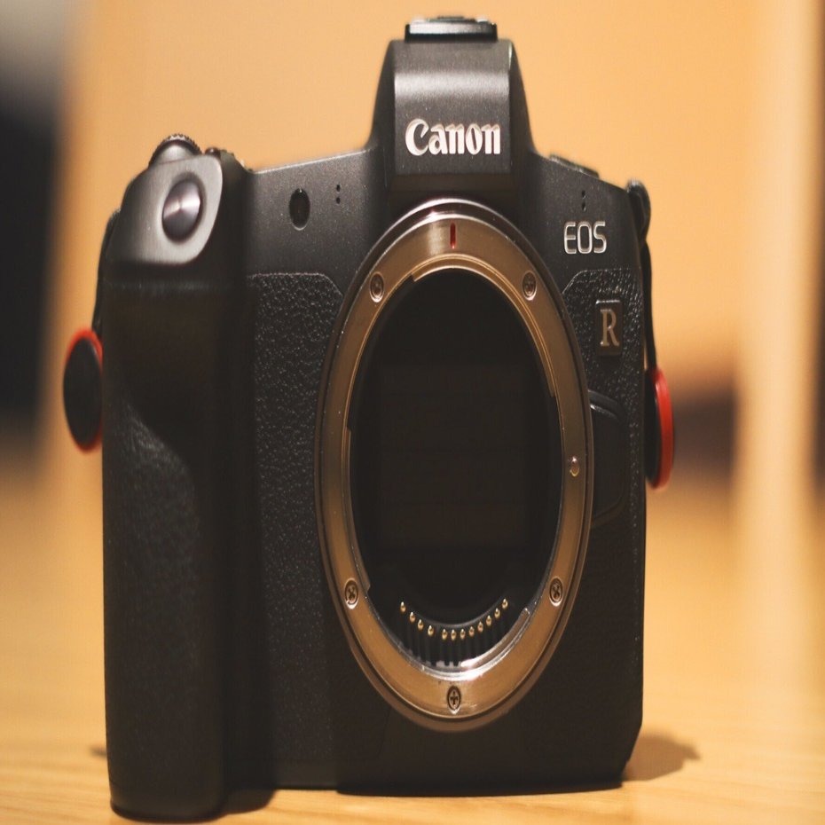 EOS Rのデザインが好きになれない｜絞り開放戦線
