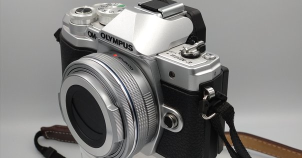 オリンパスエースＥ レンジファインダーカメラ 赤城耕一：第5回 レンズシャッター内蔵のレンジファインダー機