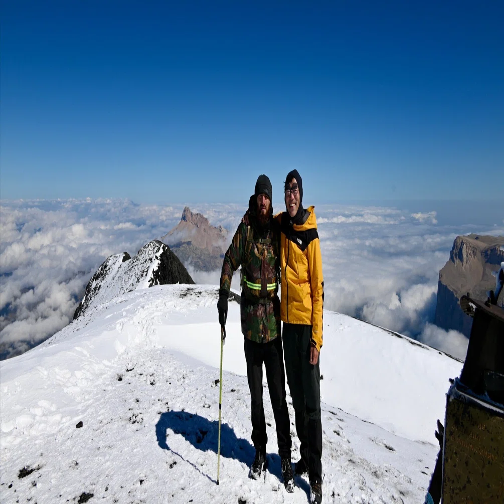 アゼルバイジャン最高峰・バザルデュジ（Bazardüzü, 4466m）に登る｜Yoshi