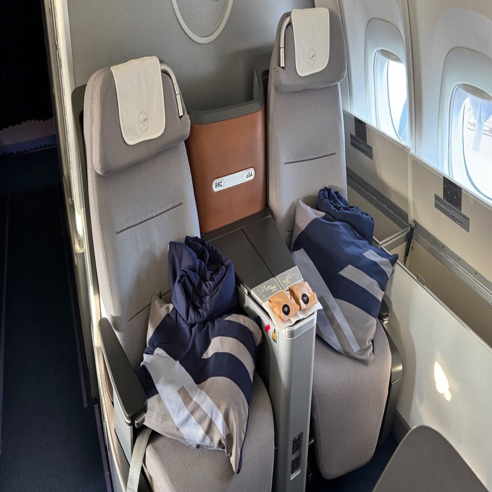 世界一周ひとり旅 10日目】ルフトハンザ航空 2階建てビジネスクラス