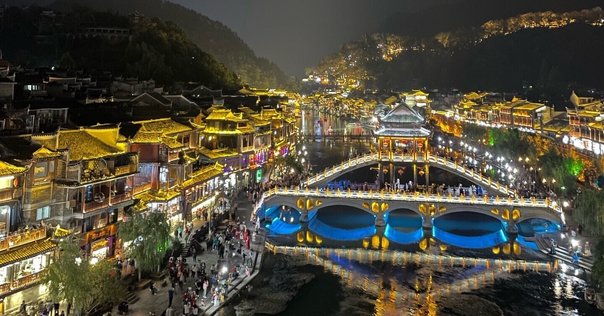 中国　景徳鎮　書鎮 景徳鎮（けいとくちん）とは｜中国最高の白磁と青花の特徴と歴史