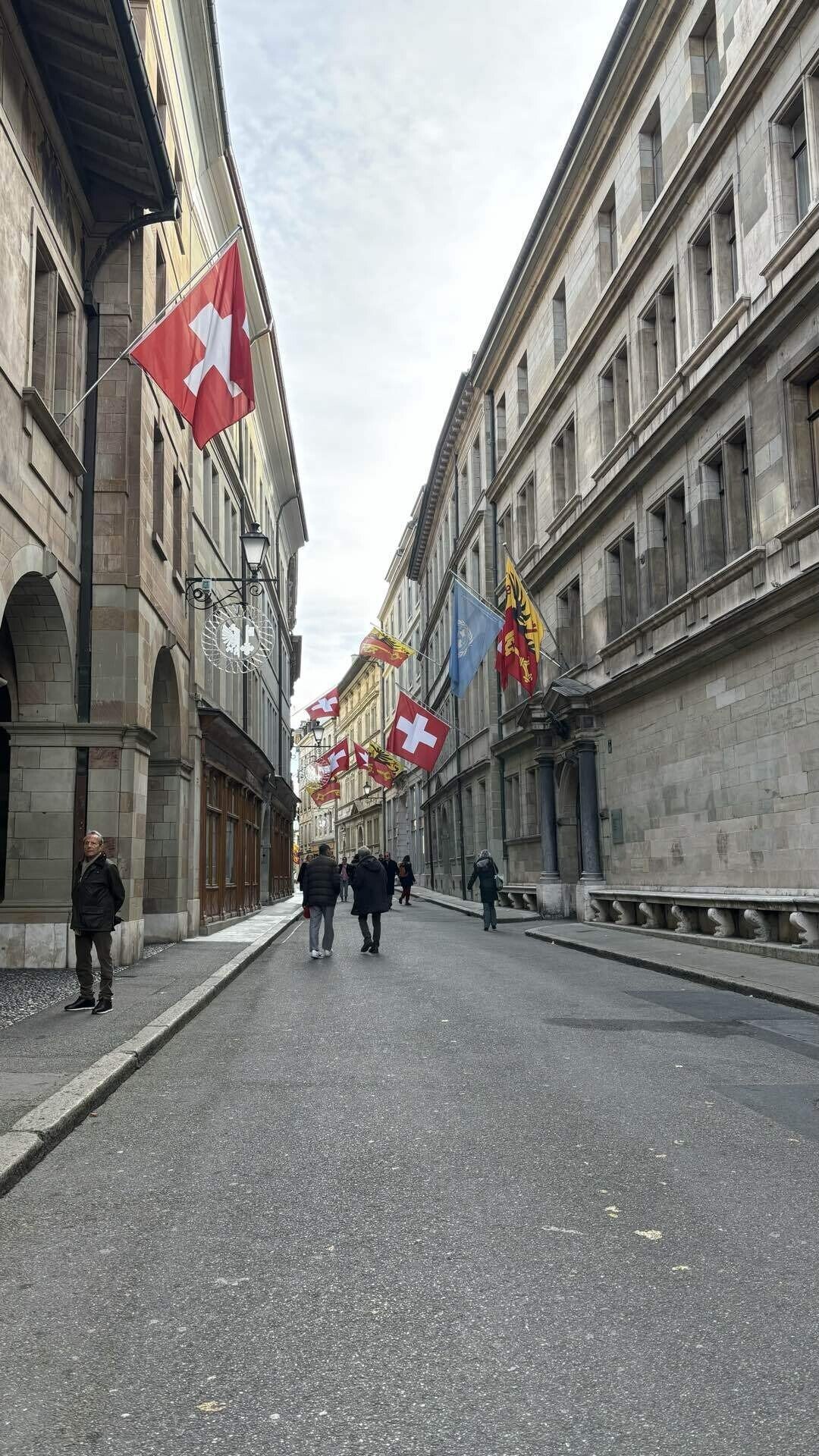 ヨーロッパの旅録 in スイス🇨🇭〜ジュネーブ〜】｜misa