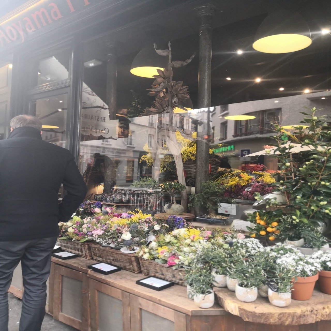 パリの素敵なディスプレイ巡り Aoyama Flower Market Paris Report Note
